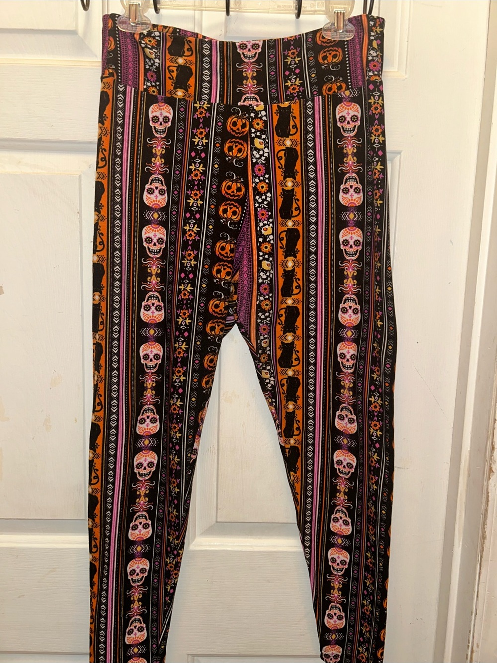 No Boundaries Girls Halloween Stripe Leggings - Black, Orange & Pink